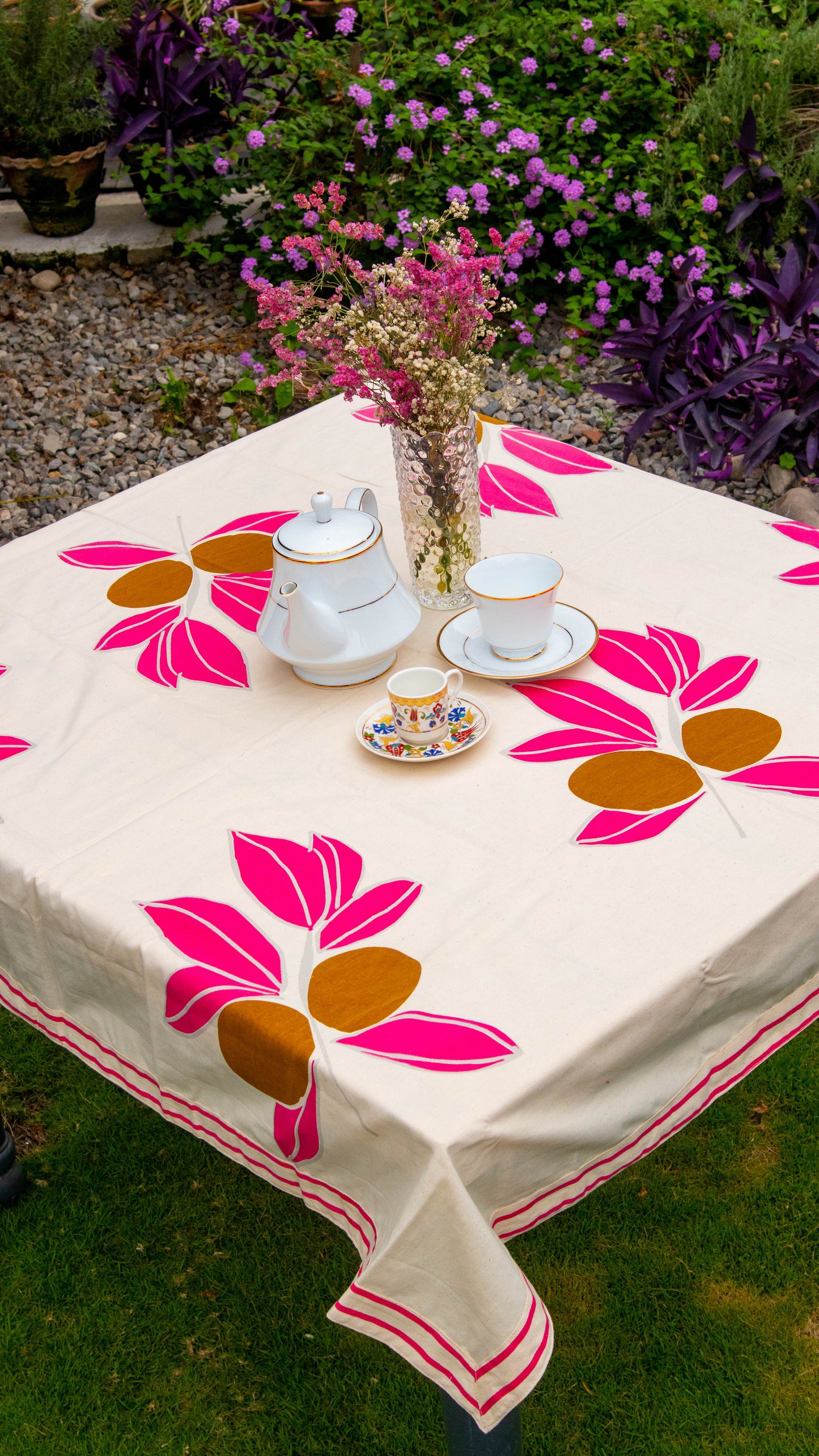 TABLE COVER
