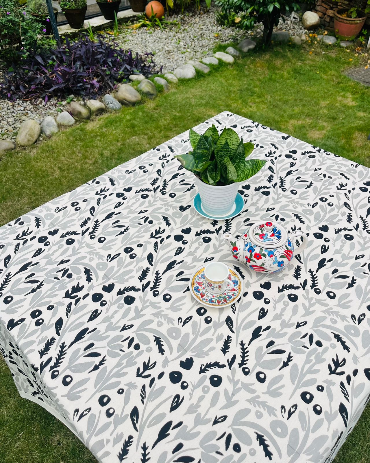 TABLE COVER