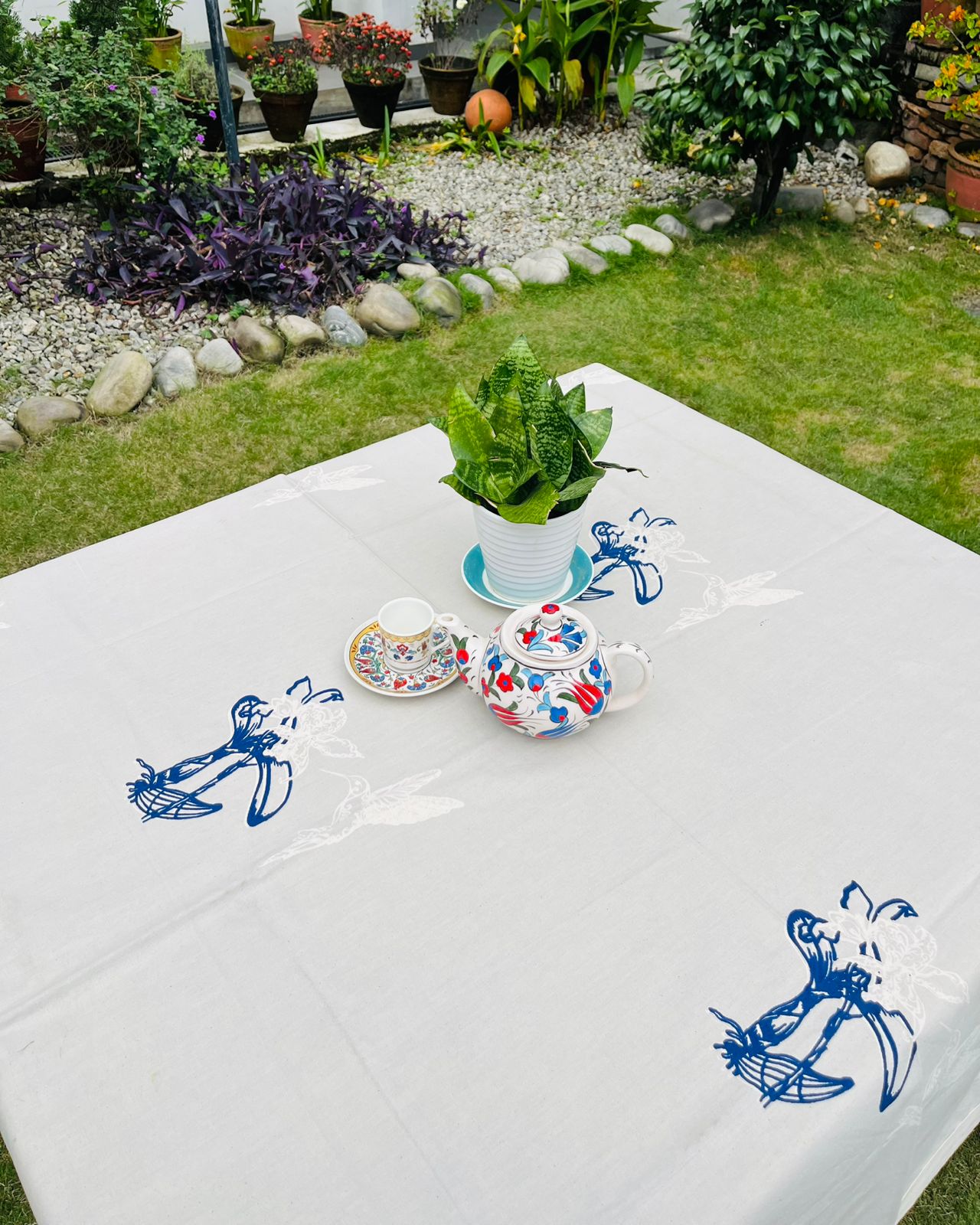 TABLE COVER