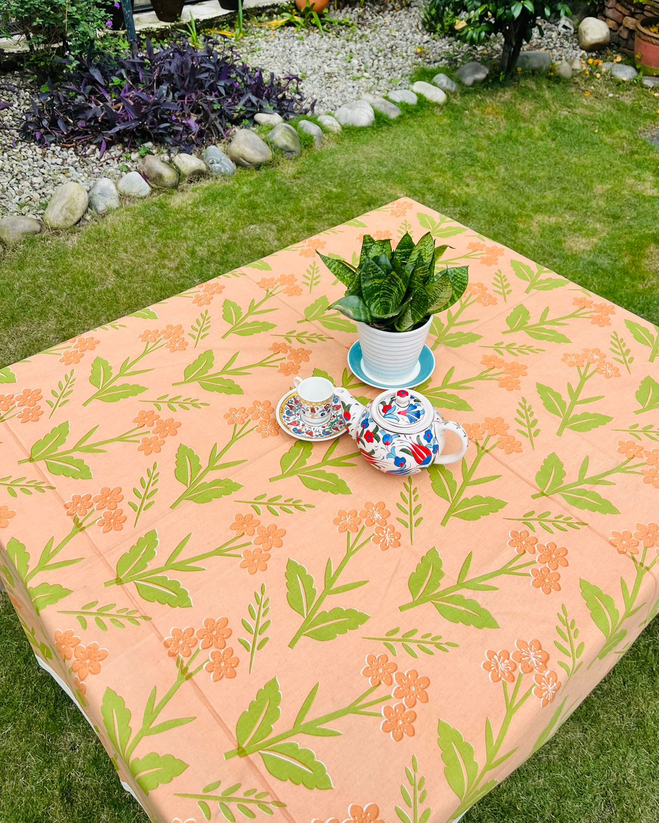 TABLE COVER
