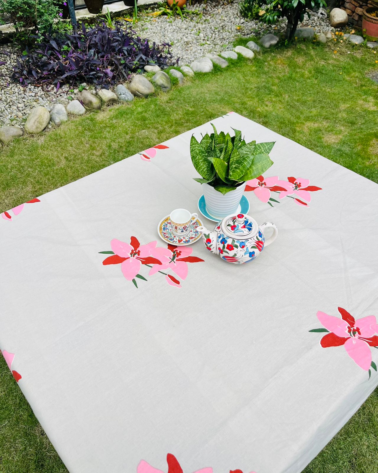 TABLE COVER