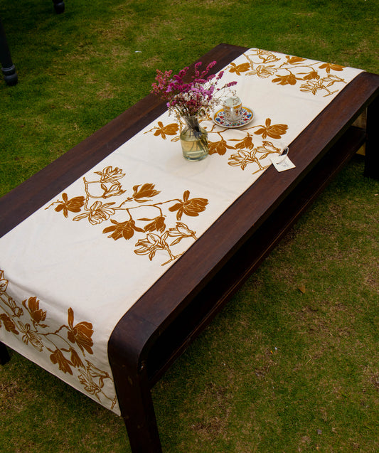 TABLE RUNNER