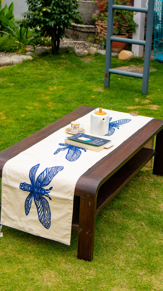 TABLE RUNNER