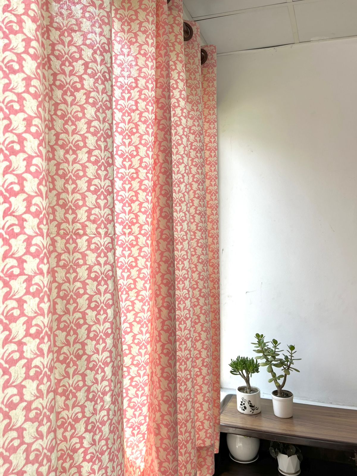 CURTAIN