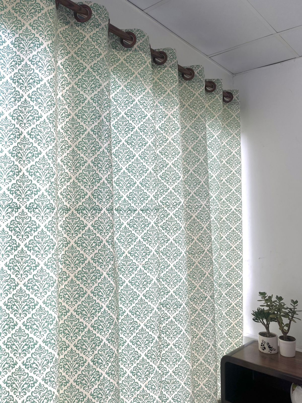 CURTAIN