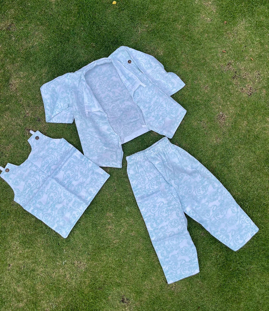GENDER-NEUTRAL BABY CLOTHES