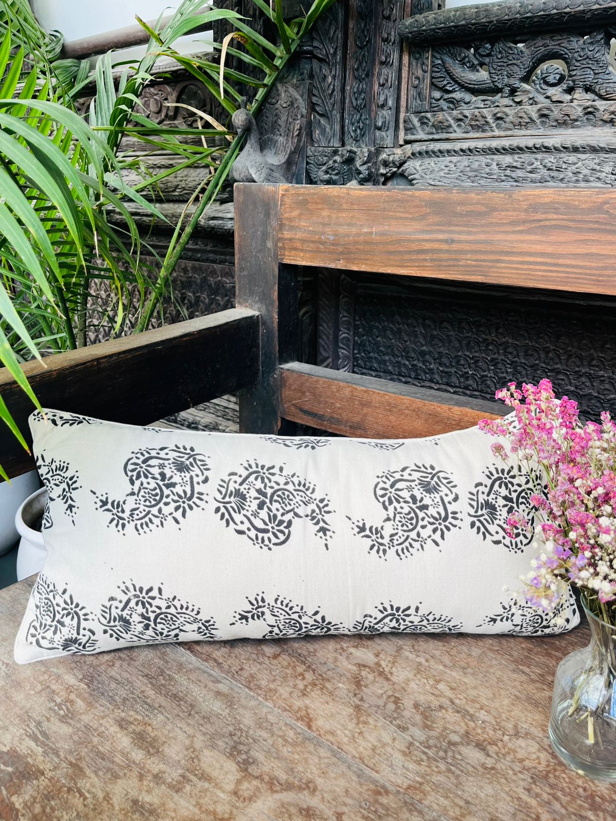 LONG CUSHION