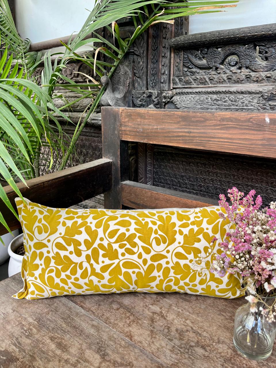 LONG CUSHION