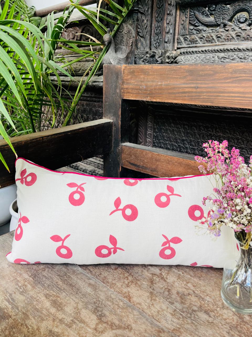 LONG CUSHION