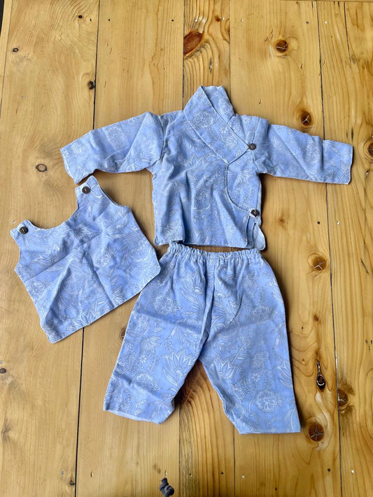 GENDER-NEUTRAL BABY CLOTHES