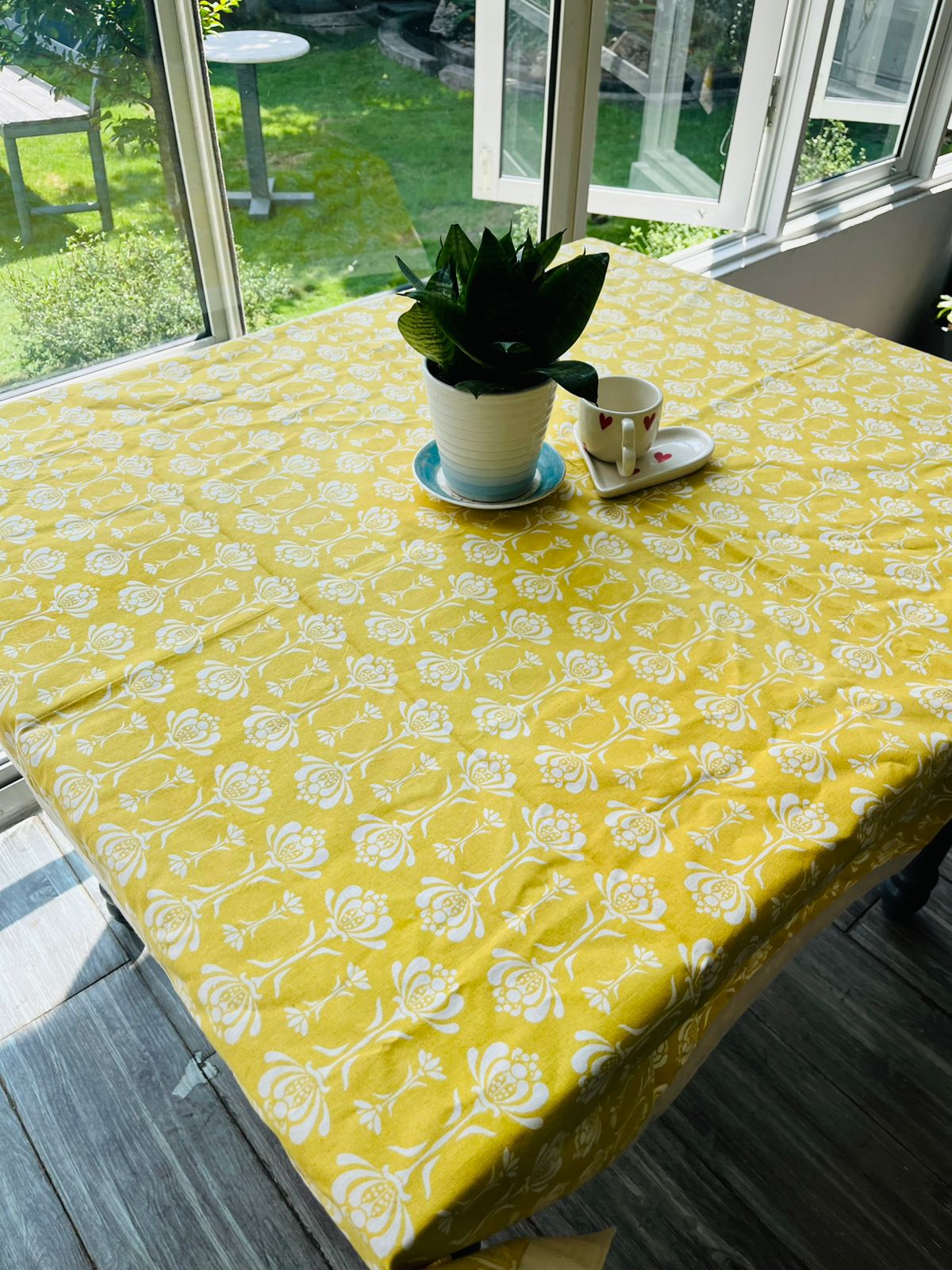 TABLE COVER
